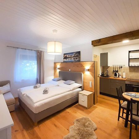 Tiny Kozma Apartment Bodensdorf Dış mekan fotoğraf