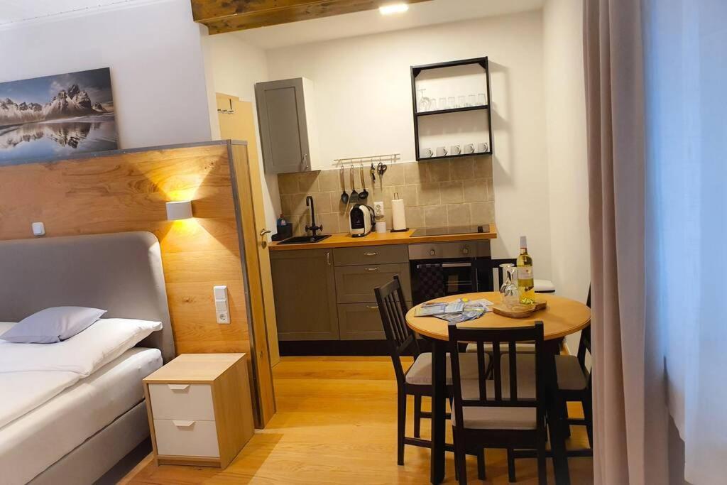 Tiny Kozma Apartment Bodensdorf Dış mekan fotoğraf